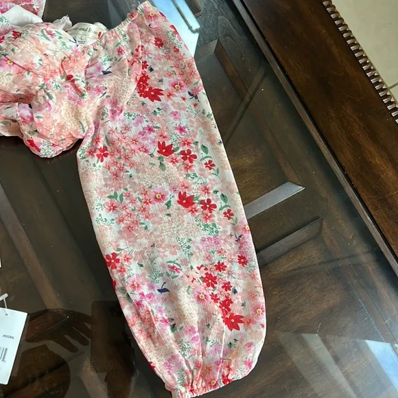 Poppies and Roses Long-Sleeve Ruched Bodice Floral Printed Knit Shift Dress - Picture 14 of 15